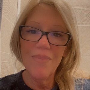 Meet your Posher, Carol